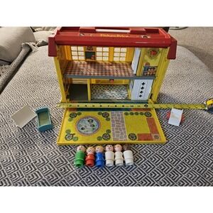 Vintage 1976 Fisher Price Little People Childrens Hospital Playset #931 50% Cmpl